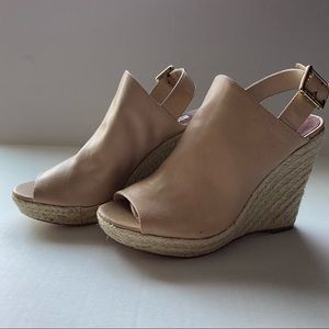 Steve Madden Nude Wedges
